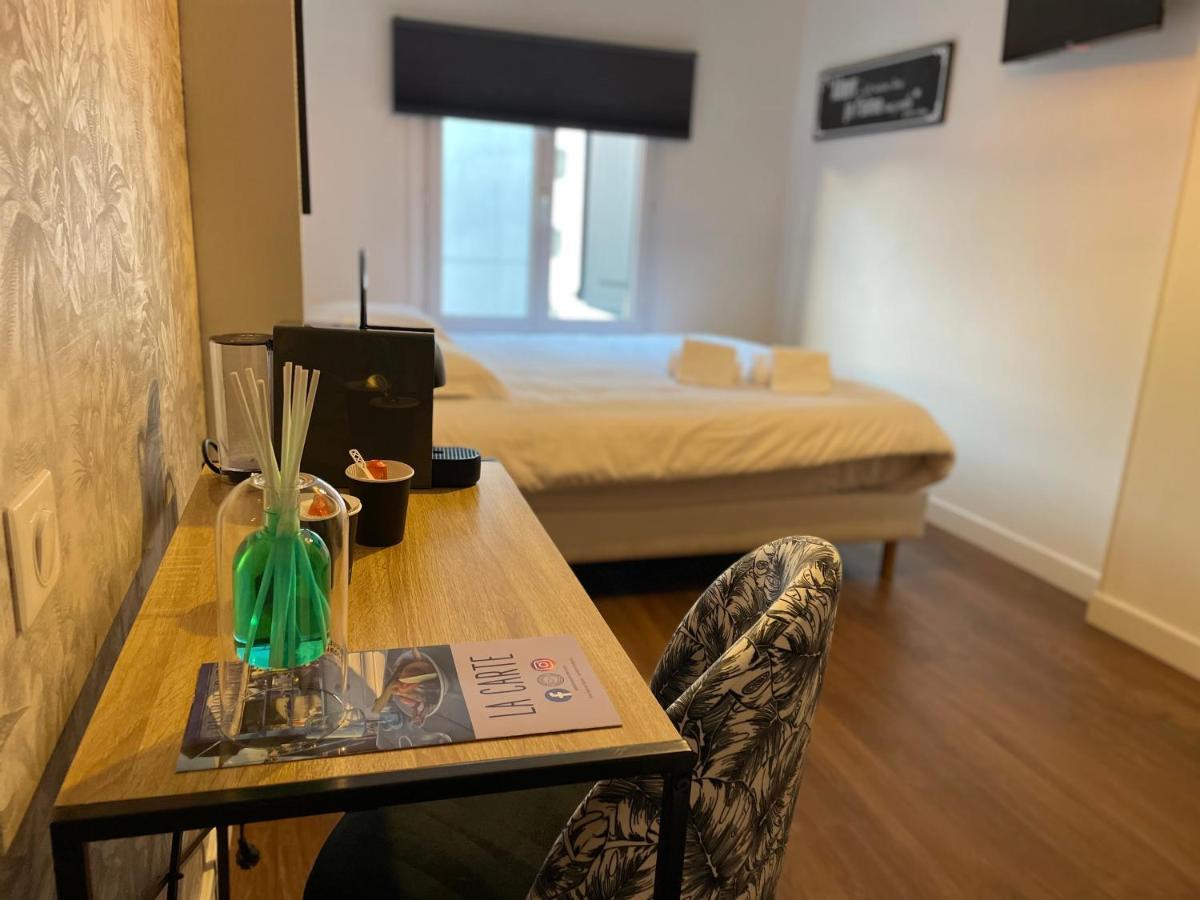 Logis Paul Massy Bed & Breakfast Meschers-sur-Gironde Bagian luar foto