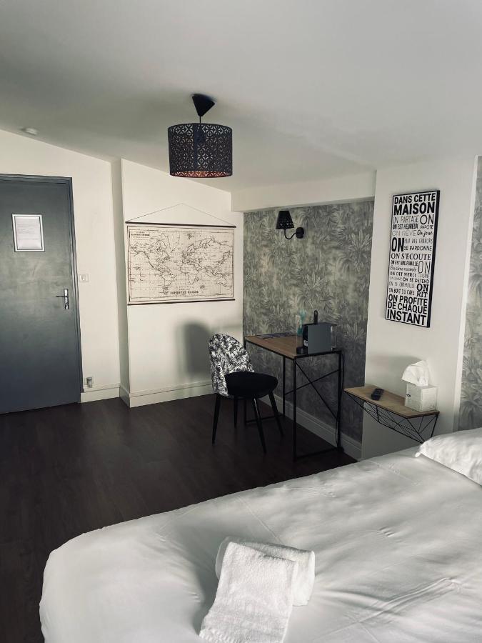 Logis Paul Massy Bed & Breakfast Meschers-sur-Gironde Bagian luar foto